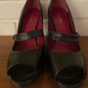 Banana Republic Heels